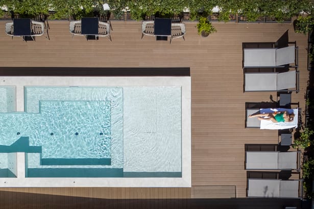 Iqhotel Firenze Pool 09