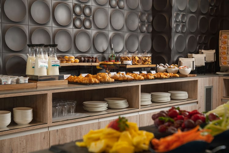 Iqhotel Firenze Breakfast 02