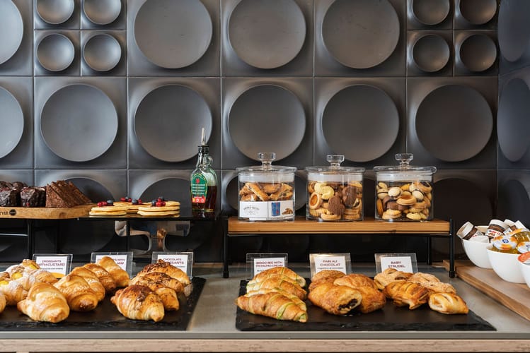 Iqhotel Firenze Breakfast 03